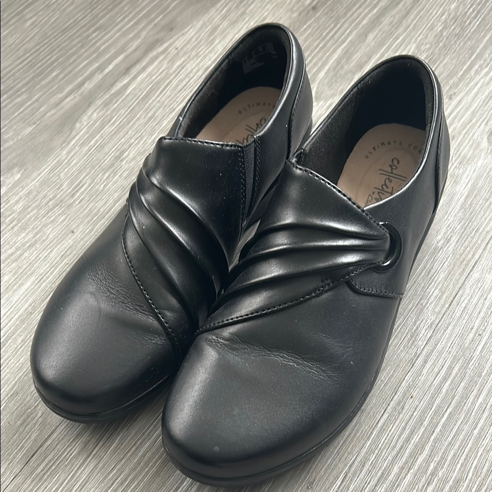 Clarks Ultimate Comfort Collection Women’s Black Slip-On Loafers